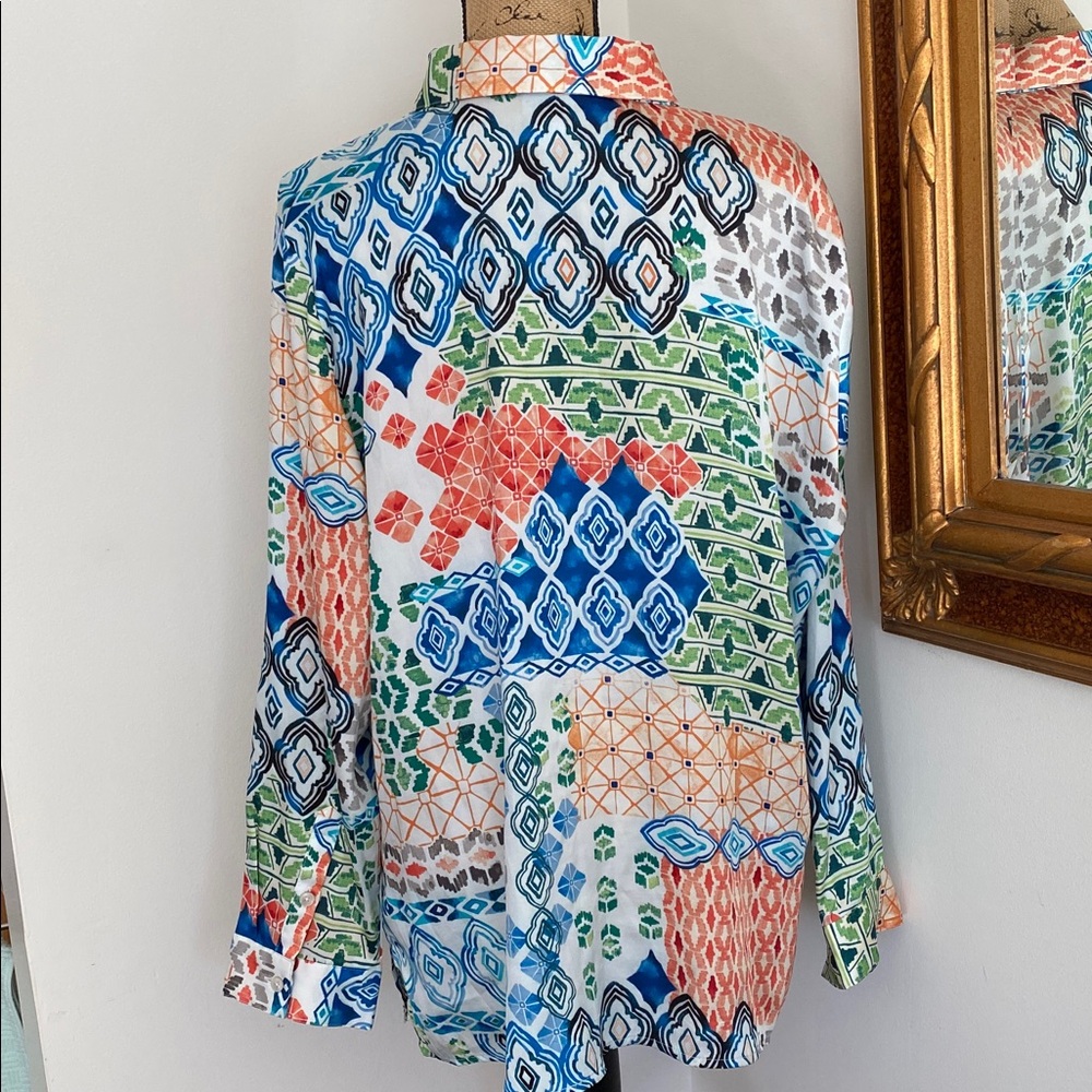 Chico's Blue Orange Geometric Button Down Shirt Blouse Long Sleeve Size 3 - Picture 4 of 7